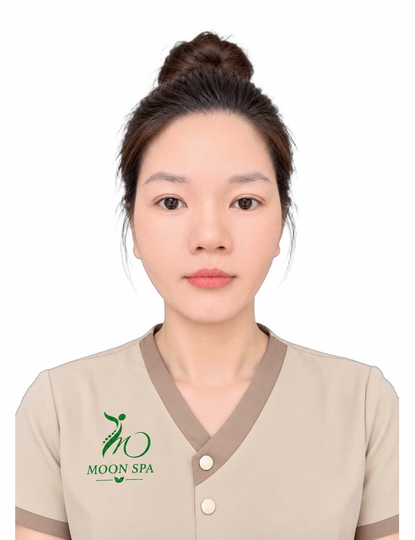 Manager Nguyệt tại Moon Spa