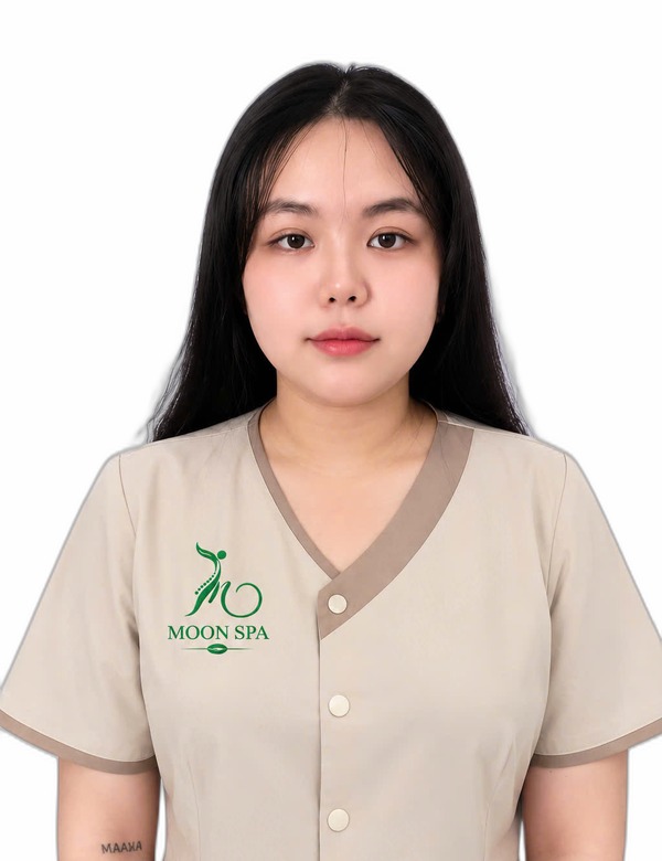 Thanh Bình tại Moon Spa